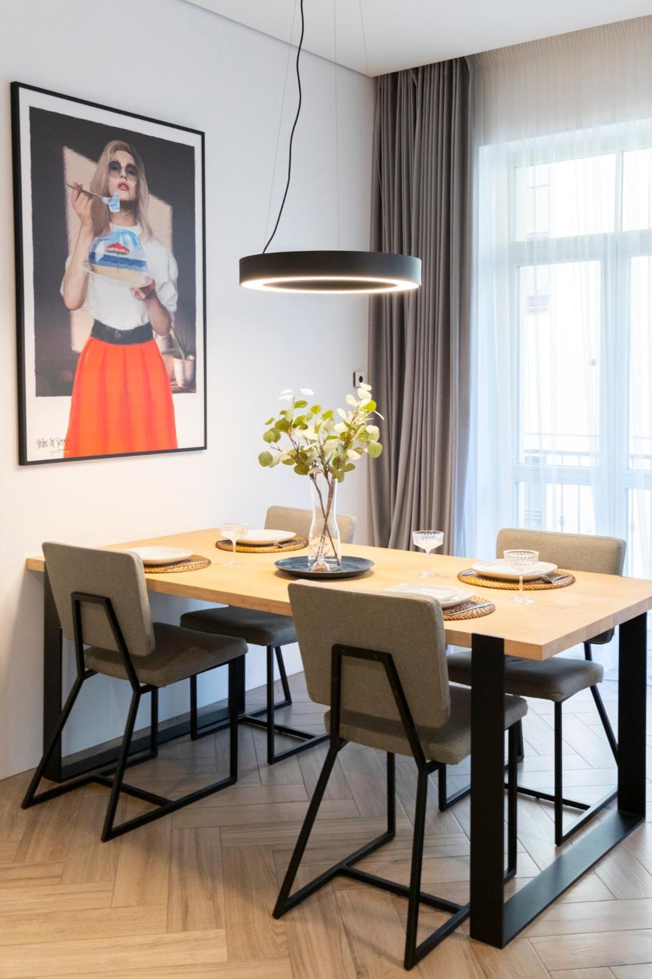 Cohost I Oldtown 60M2 Apt W-Garage Parking, Balcony & Self Check-In VNO Esterno foto