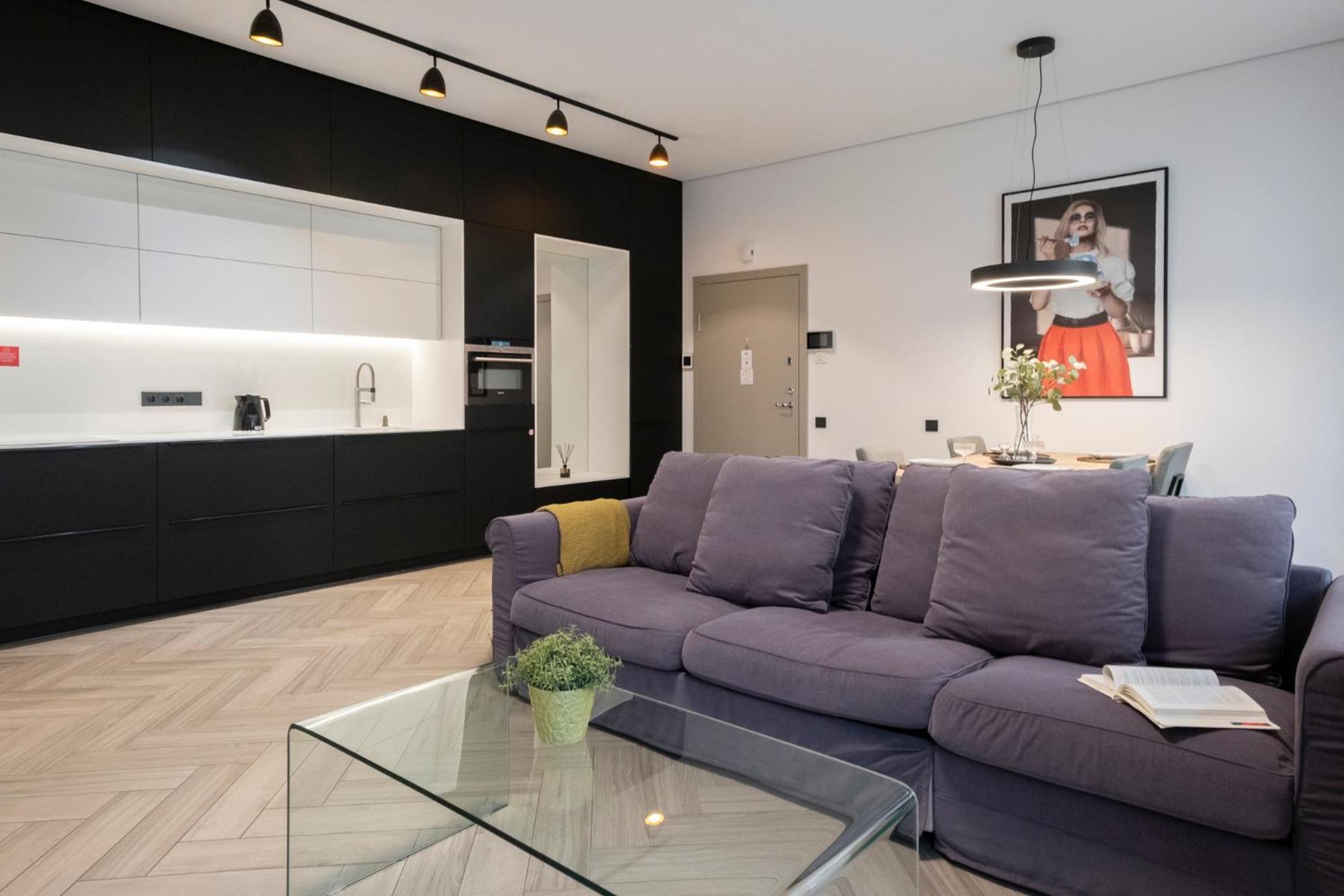 Cohost I Oldtown 60M2 Apt W-Garage Parking, Balcony & Self Check-In VNO Esterno foto
